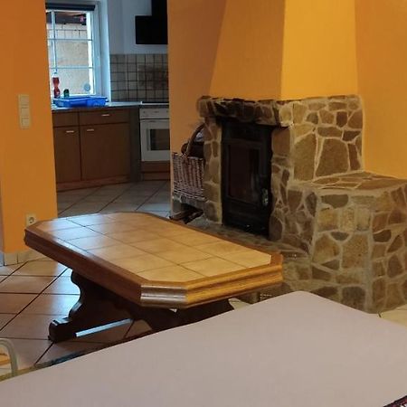 Gaestewohnung Am Thuemmlitzwald 그림마 외부 사진