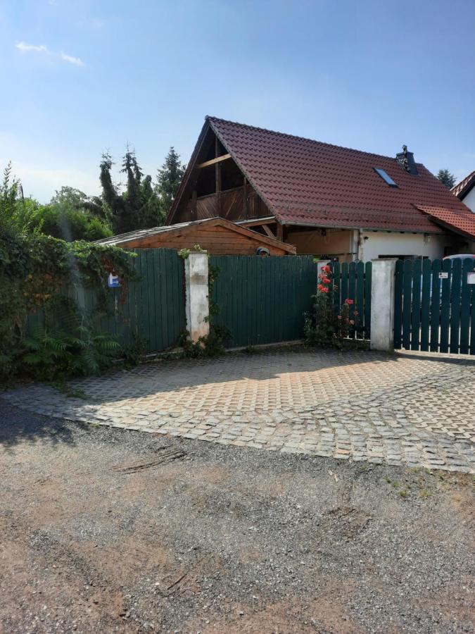 Gaestewohnung Am Thuemmlitzwald 그림마 외부 사진